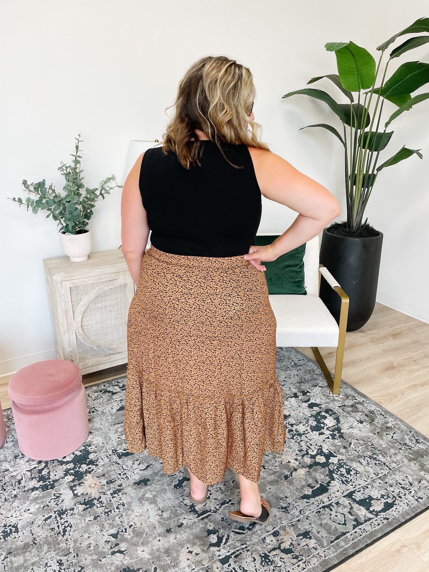 The Lettie  Leopard Tiered Midi Skirt in Taupe