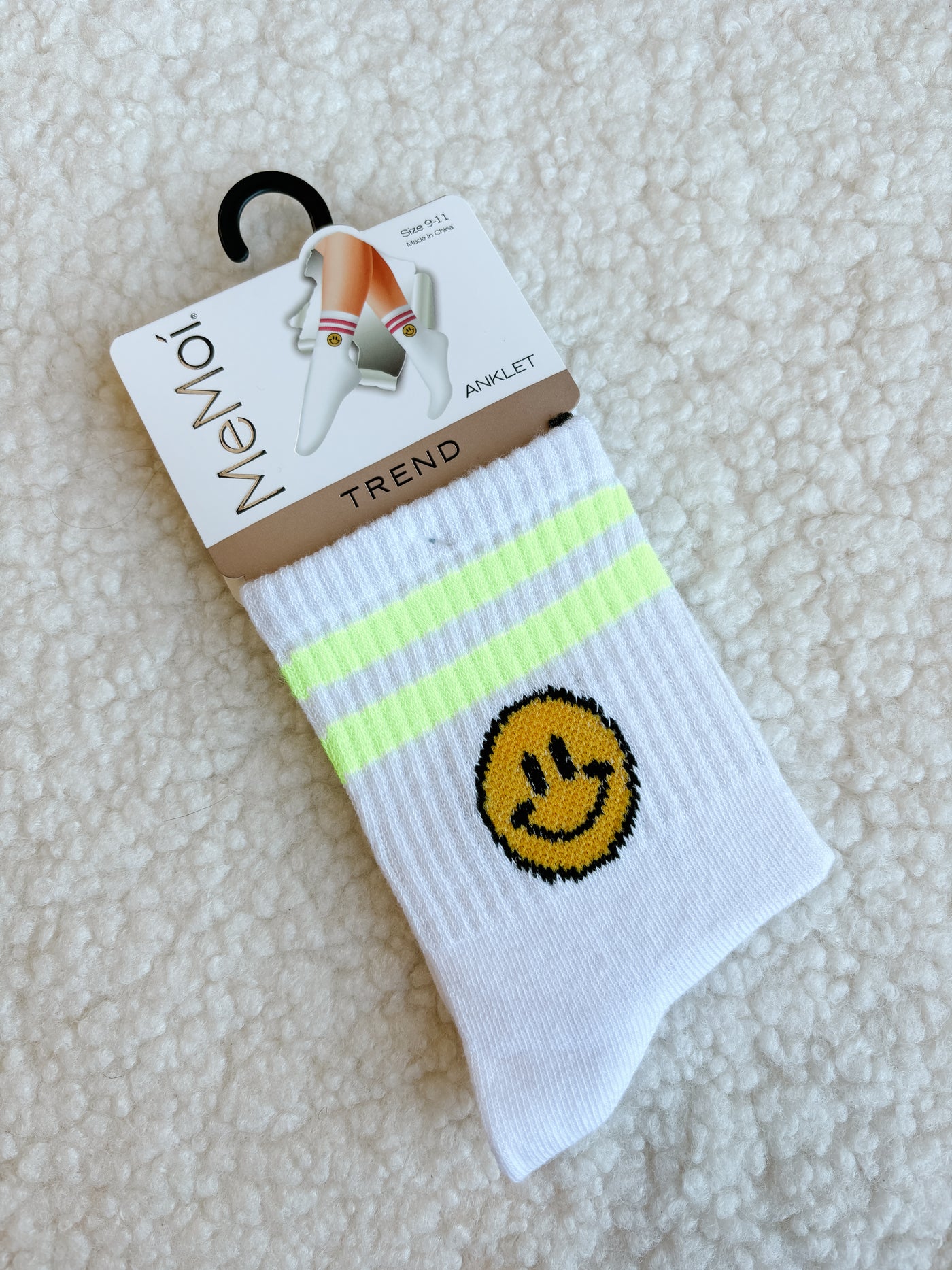 Smiley Anklet Socks with Neon Band