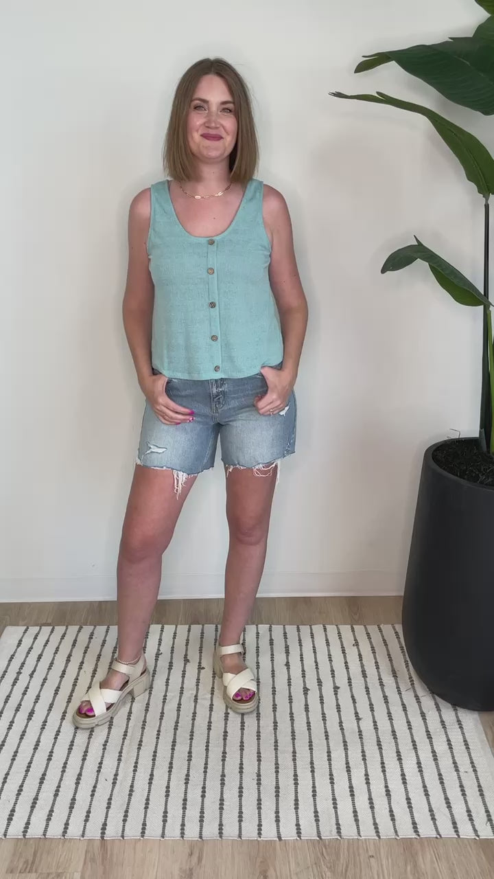 The Button Tank in Mint